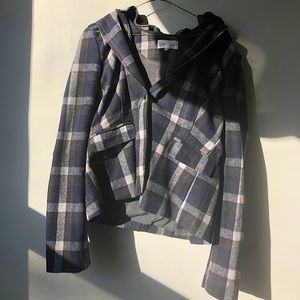 Plaid button up blazer ✖️